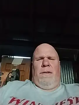 Reddog833 webkamerás műsora