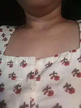 Sneha_gril 在線直播表演