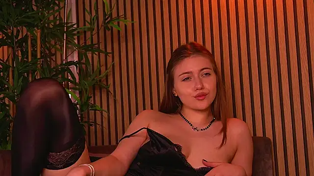 KhloeDaviss Chat XXX live