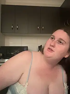 Chat XXX en directo de xopeachybaby