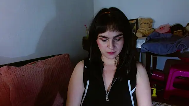 collette_beaufoy_'s Live XXX Chat