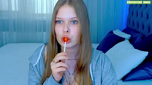 Helena_TVS' Live XXX Chat