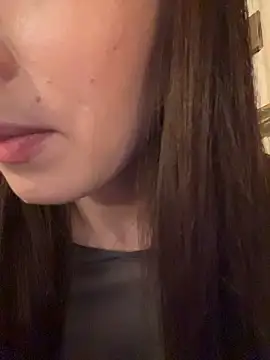 Chat XXX ao vivo de Holly_Play
