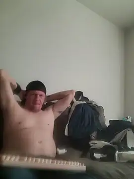 yourMasterisBored Chat XXX live