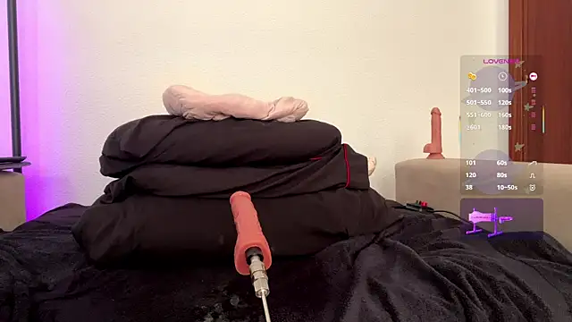 adler80035 Show in webcam