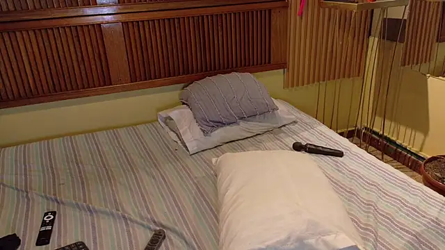 Eli666uwu Chat XXX in diretta