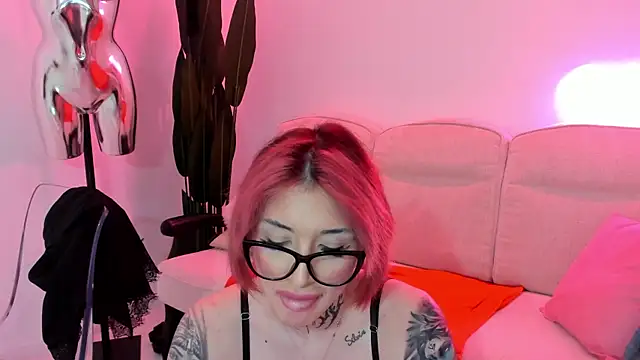 Cassy-Foxy's Webcam Show