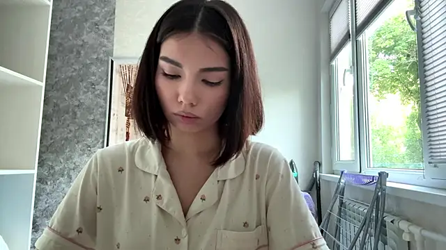 MarylnMonnier Live XXX-Chat