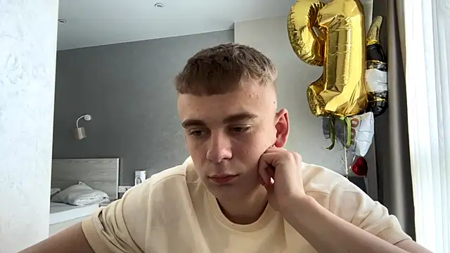 Онлайн чат XXX SoloFury