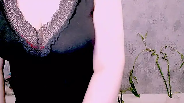 Djullia live XXX chat