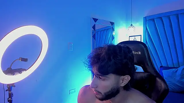 Emmet_CollinsJS' Webcam Show