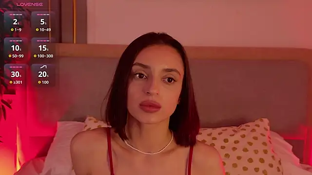 Chat +18 de AdoraCortes ao vivo