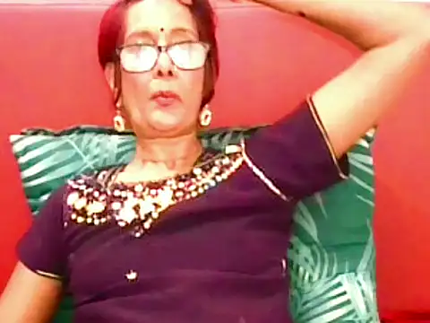 Indian_preetiXXX 即時 XXX 聊天