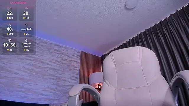 ANGIE-SMITH's Webcam Show