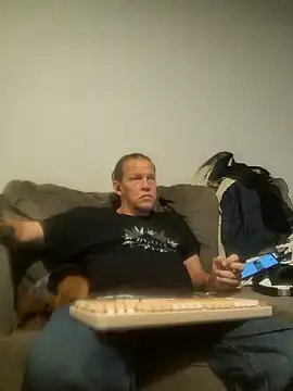 yourMasterisBored's Webcam Show
