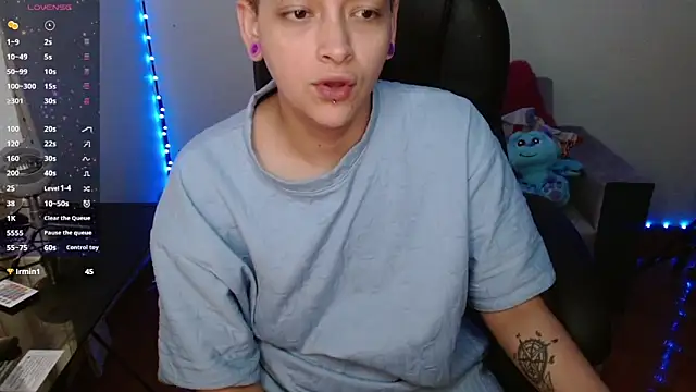 Chat +18 de Liam_iker ao vivo