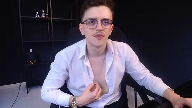FelixStarkk live XXX chat