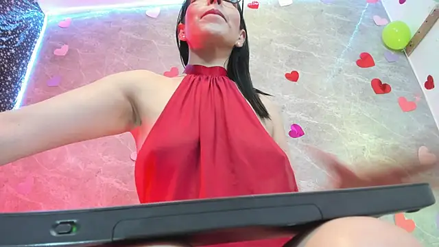 adellelennoxxのライブXXXチャット