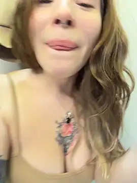 mini_moona's Live XXX Chat