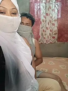 hotcouplemum12 在線直播表演