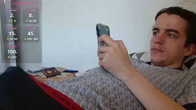Tombgy07 Webcam show