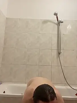 LindaLee90: διαδικτυακό σόου στην κάμερα