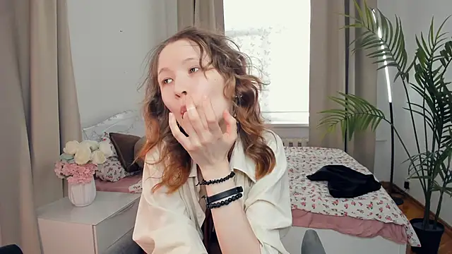 Онлайн чат XXX EstellaZion