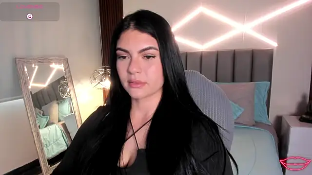 Veronicalanx1 Chat XXX in diretta