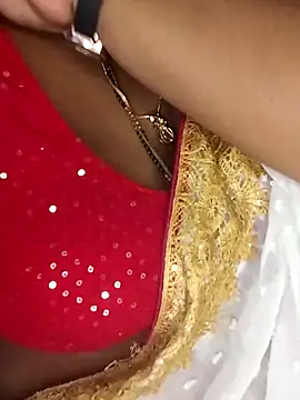 Divyahoty's Webcam Show