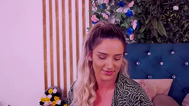 CherryMuse_ Chat XXX in diretta