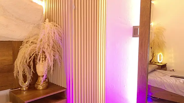 lara_curly live XXX chat