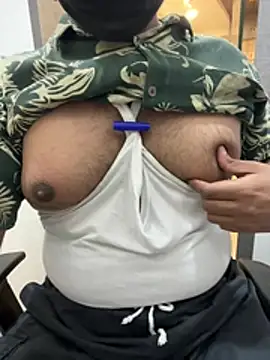 Pokazy przed kamerką – dick69lil