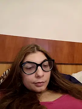 sweetbabygirlforyou Adlı Modelin Canlı XXX Sohbeti
