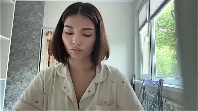 دردشة MarylnMonnier الجنسية المباشرة