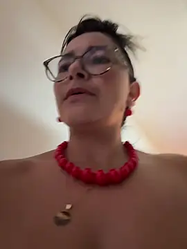 sophie_1_ – Naživo XXX chat