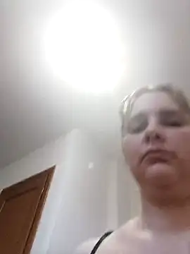 JessicaItalia webcam show