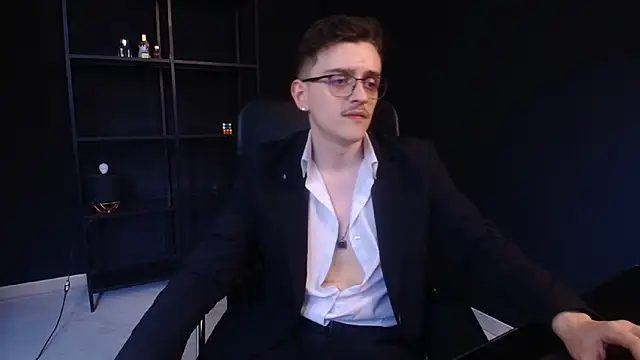 FelixStarkk 网络视讯表演