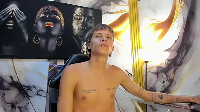 XXX chat uživo modela mono_blonde