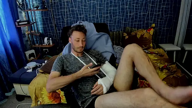 Вебкам-шоу CuteBoy228