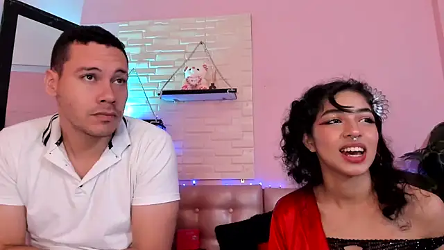 Aronandmoli69's Live XXX Chat