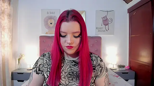 CelessteRedds' Live XXX Chat