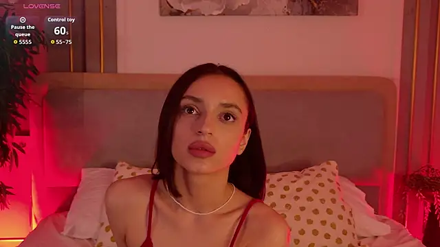 AdoraCortes Chat XXX live