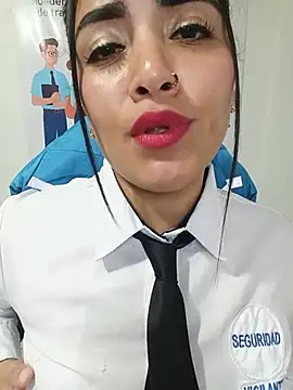 Czat XXX na żywo – MAYE__13