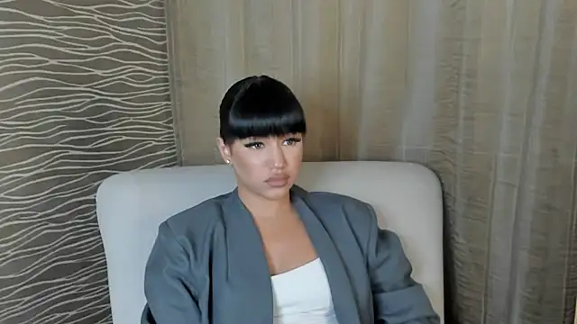 SerenaBoll 라이브 XXX 채팅
