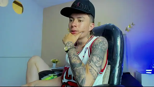 Nascary_Fox's Live XXX Chat