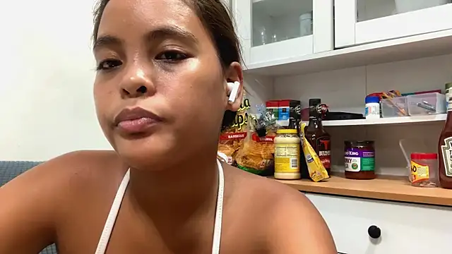 Bunny_Kisss Webcam show