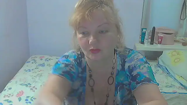 Lusi-777's Live XXX Chat