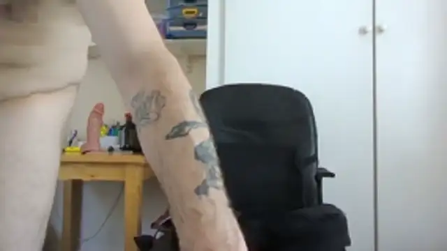 Caliguy36 webkamerás műsora