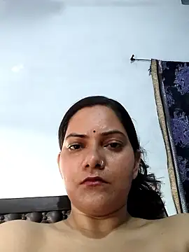 Anushka_Singh0: διαδικτυακό σόου στην κάμερα