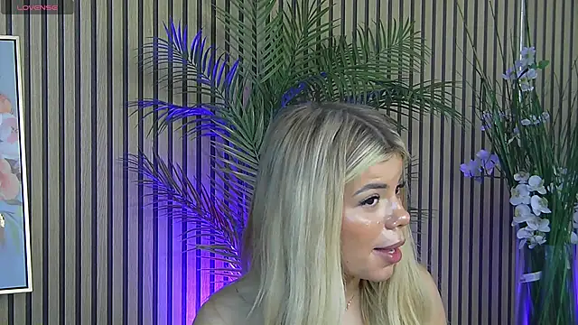 MiriamBllue Webcam Show